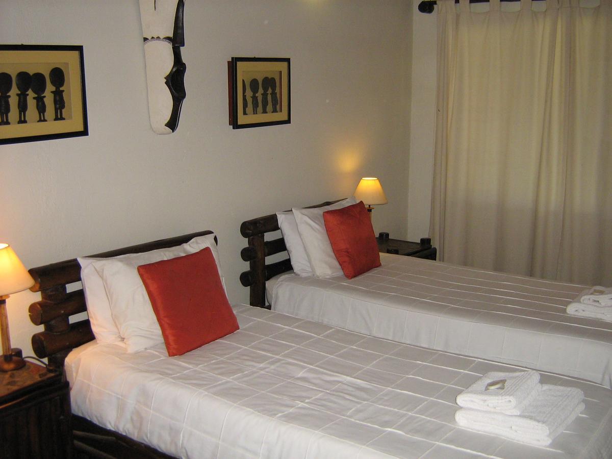 Moholoholo Ya Mati Guest House Kampersrus AH Exterior photo