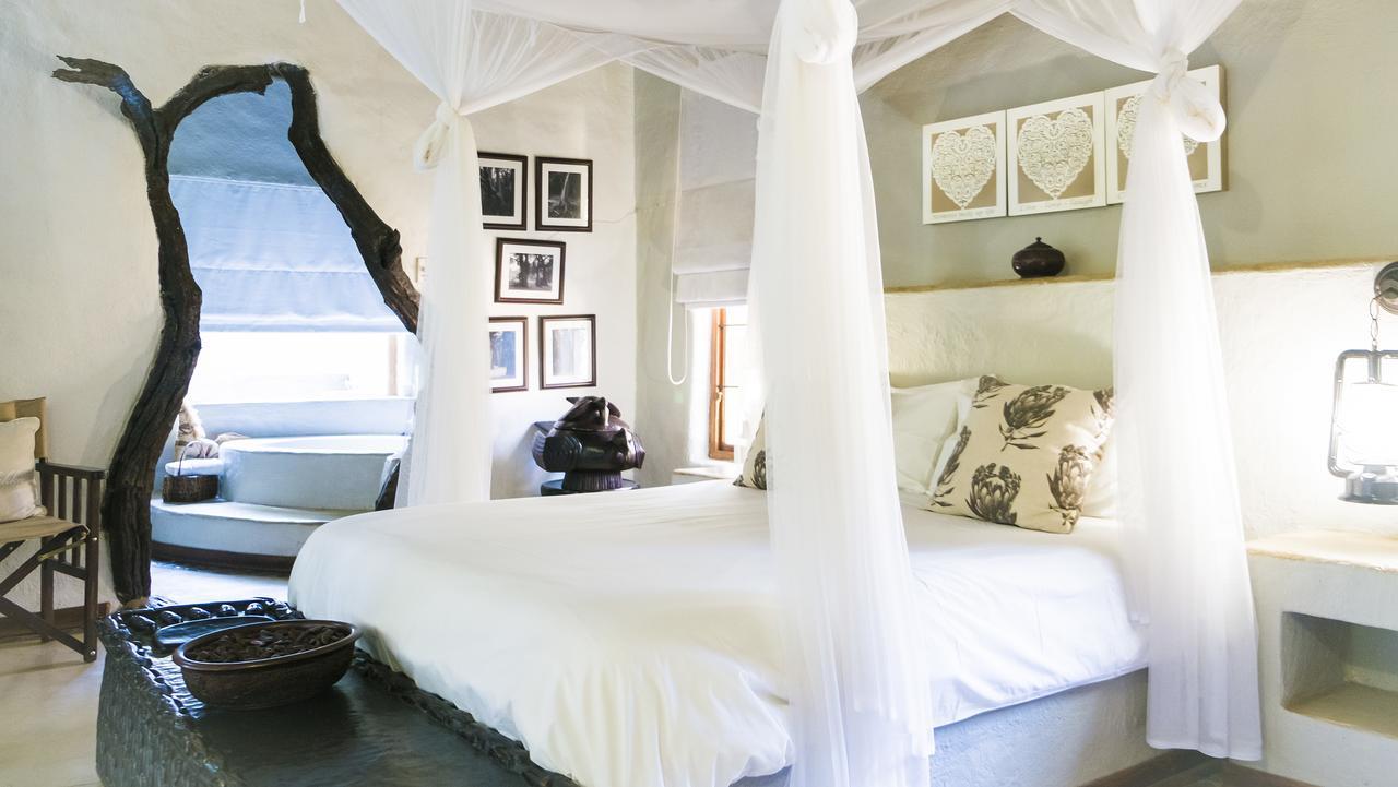 Moholoholo Ya Mati Guest House Kampersrus AH Exterior photo